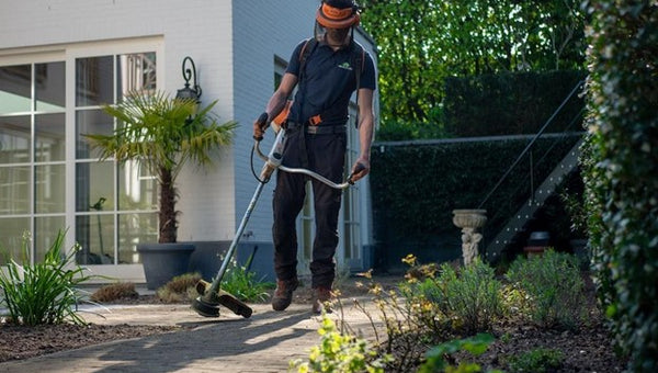 Power Your Gardening Tools Using Portable Solar Generators