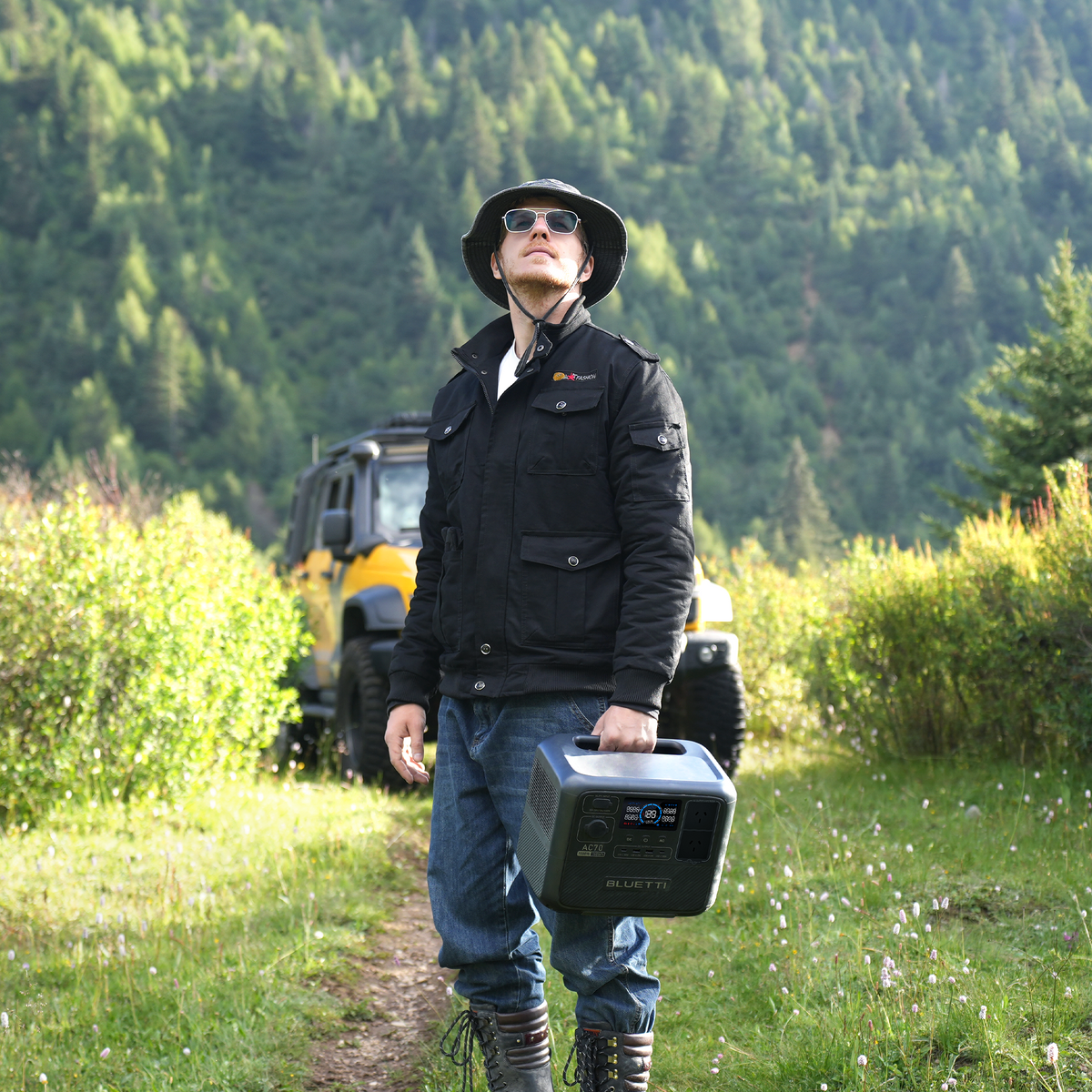 BLUETTI AC70 Portable Power Station | 1,000W 768Wh